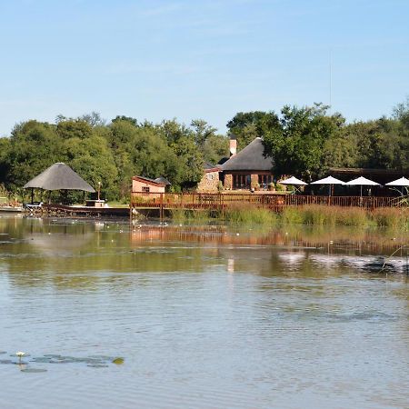 Crocodile Pools Resort Gaborone Exterior foto