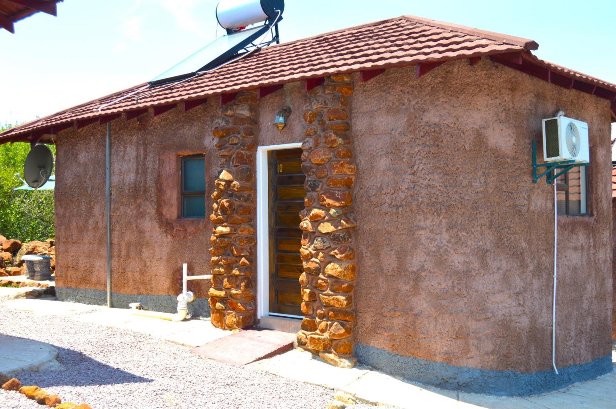 Crocodile Pools Resort Gaborone Exterior foto